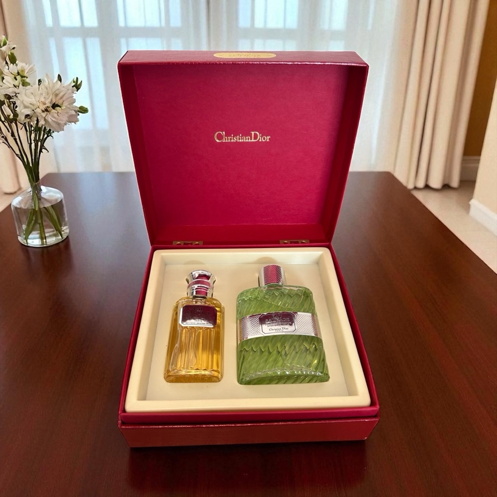 Vintage Christian Dior Eau Sauvage set of 2pcs Made in France. RARE FIND.
